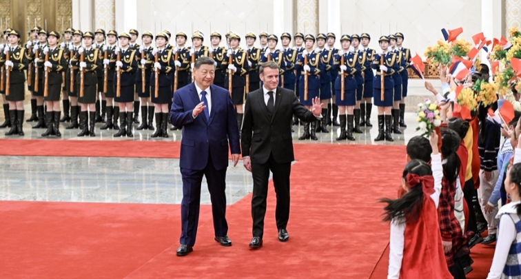 習主席　マクロン仏大統領と会談